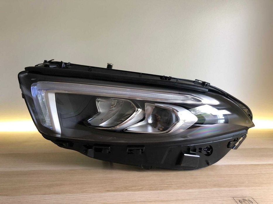 Farol / ótica Mercedes benz Classe A W177 - Esquerdo - Original LED