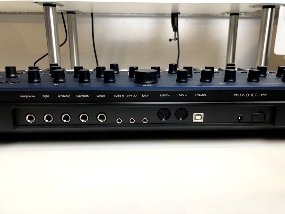 Sintetizador MODAL Cobalt 8