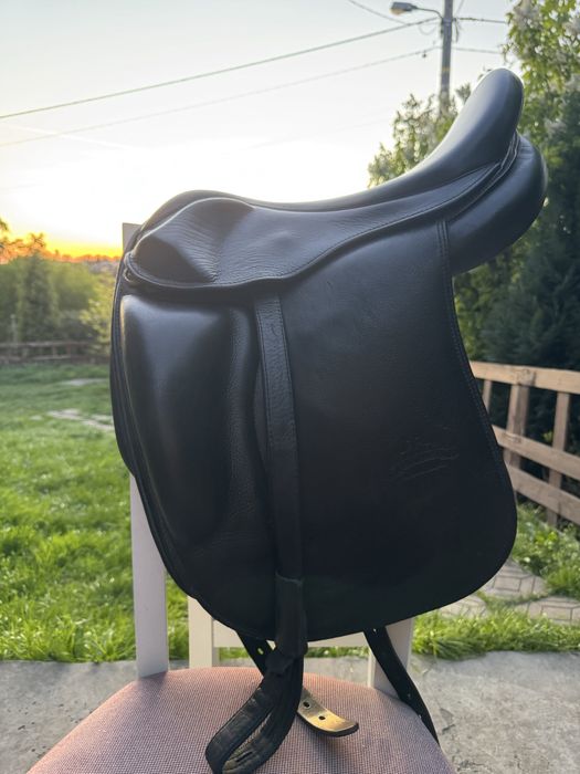 Siodło ujeżdżeniowe 16,5 cala