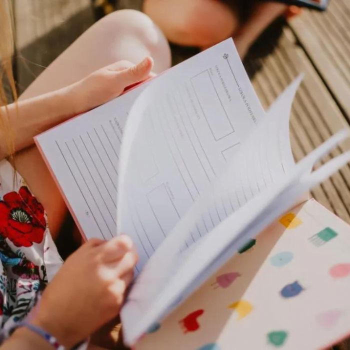 Pamiętnik dziewczynki oh girl Classic Linen - Mommy planner