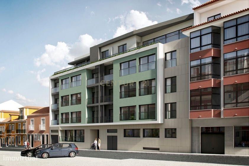 Apartamento T2 Novo em Cacilhas  com Vista e Acessibilidade