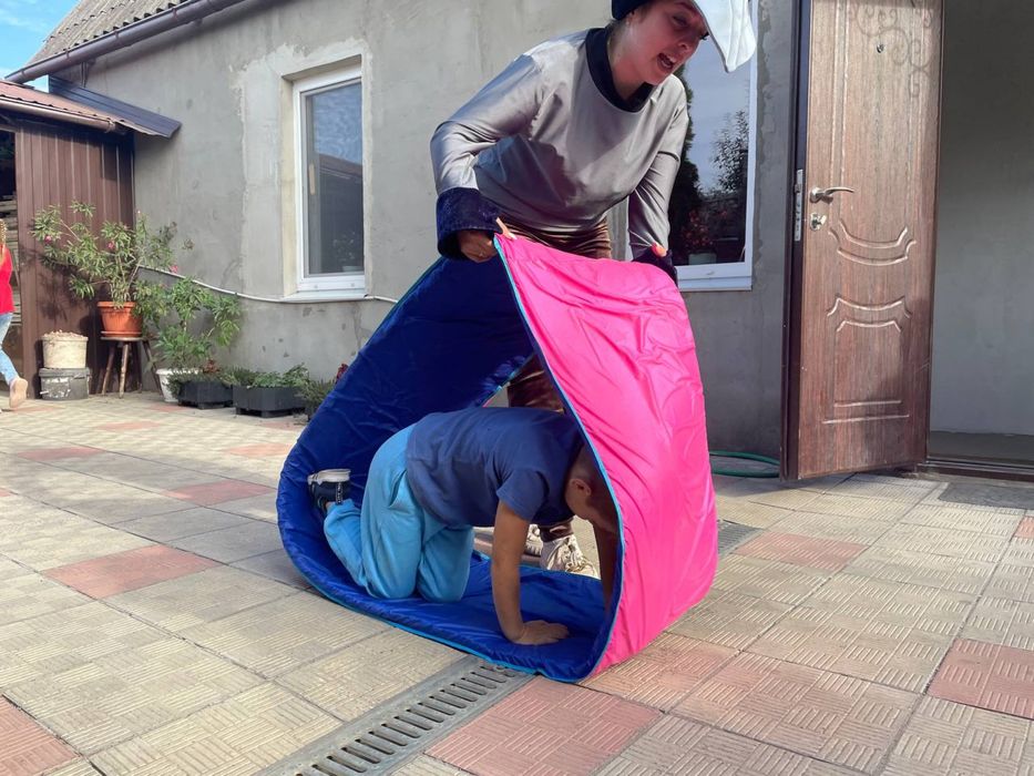 Реквізит для свят