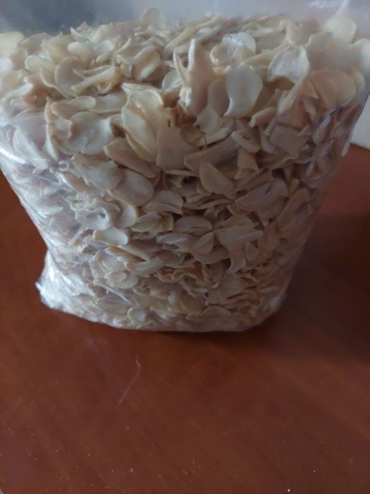 Сушений часник любаша