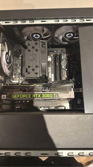 Komputer stacjonarny caly zestaw