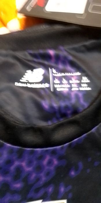camisola + calção de criança até 8 anos ( exemplar unico