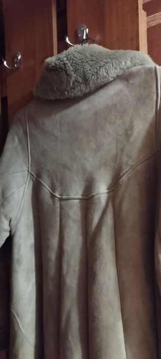 Продаётся женская дубленка