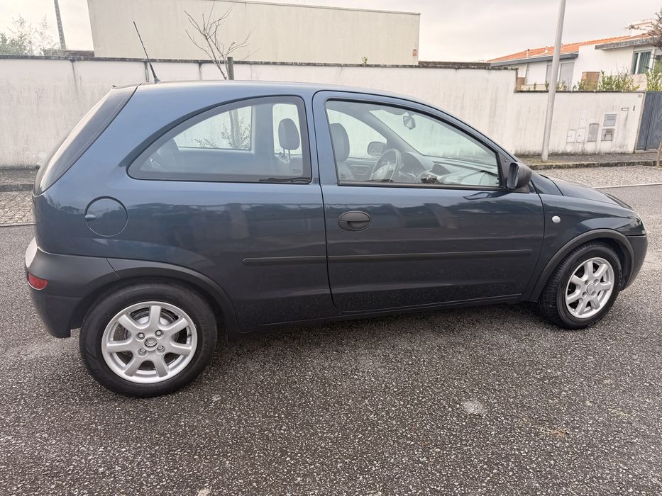 Opel corsa 1.2 gasolina — photo 4
