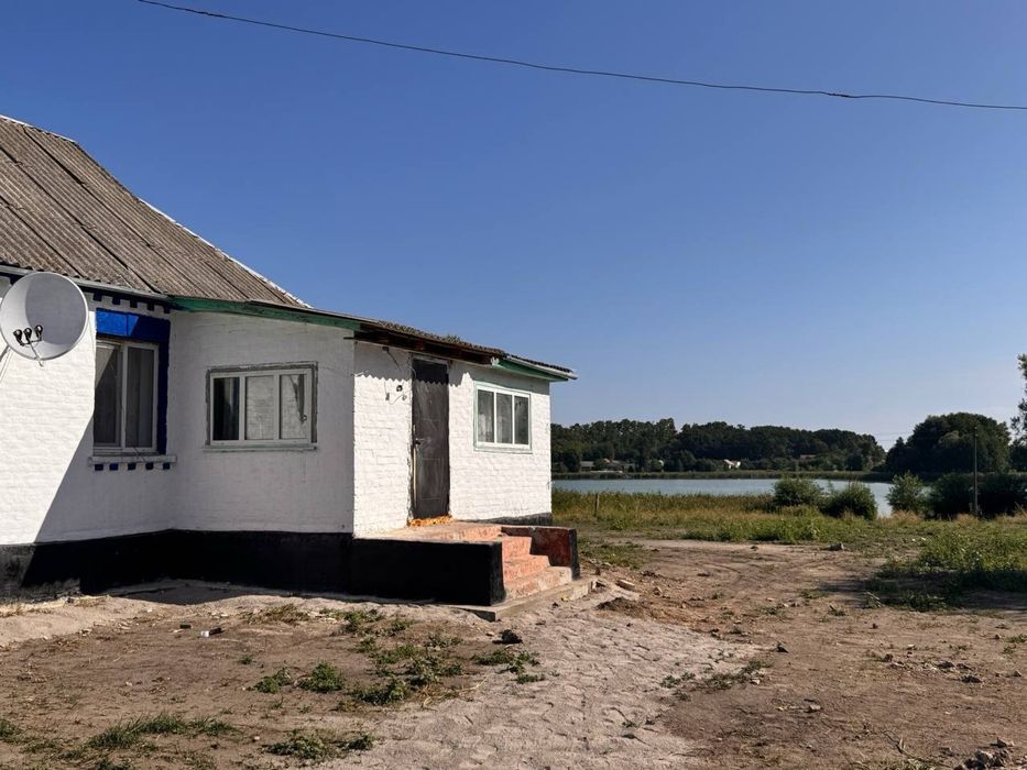 Продаж будинку на півострові в с. Єрчики, 69 м², ділянка 25 соток, з власним прямим виходом до річки «Унава»