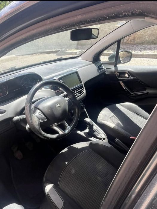 Peugeot 208 Pure tech