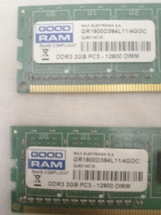 Оперативна пам'ять DDR 3 на 2 ГБ. Процесор INTEL Premium G 3220.
