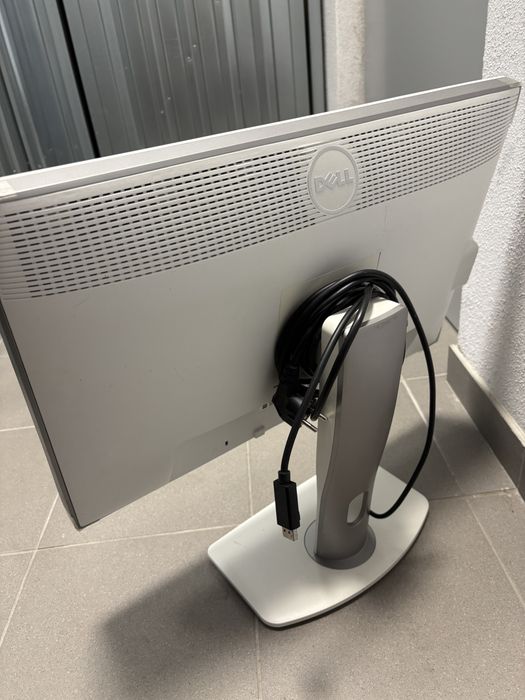 Monitor Dell UltraSharp U2412M 24” IPS