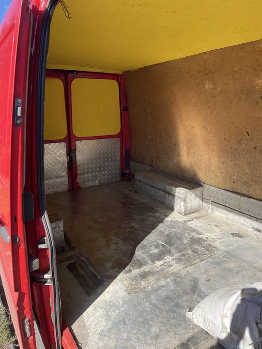 Вантажні перевезення різних вантажів