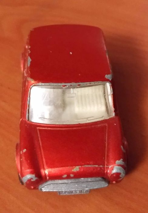 Miniatura antiga - Racing Mini - Matchbox Superfast