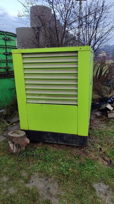 Дизель генератор італійський 84кВа