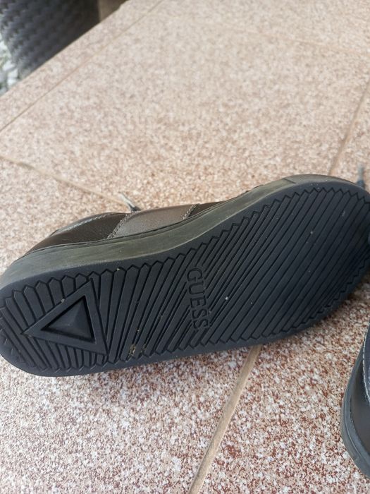 Buty skórzane Guess roz 32