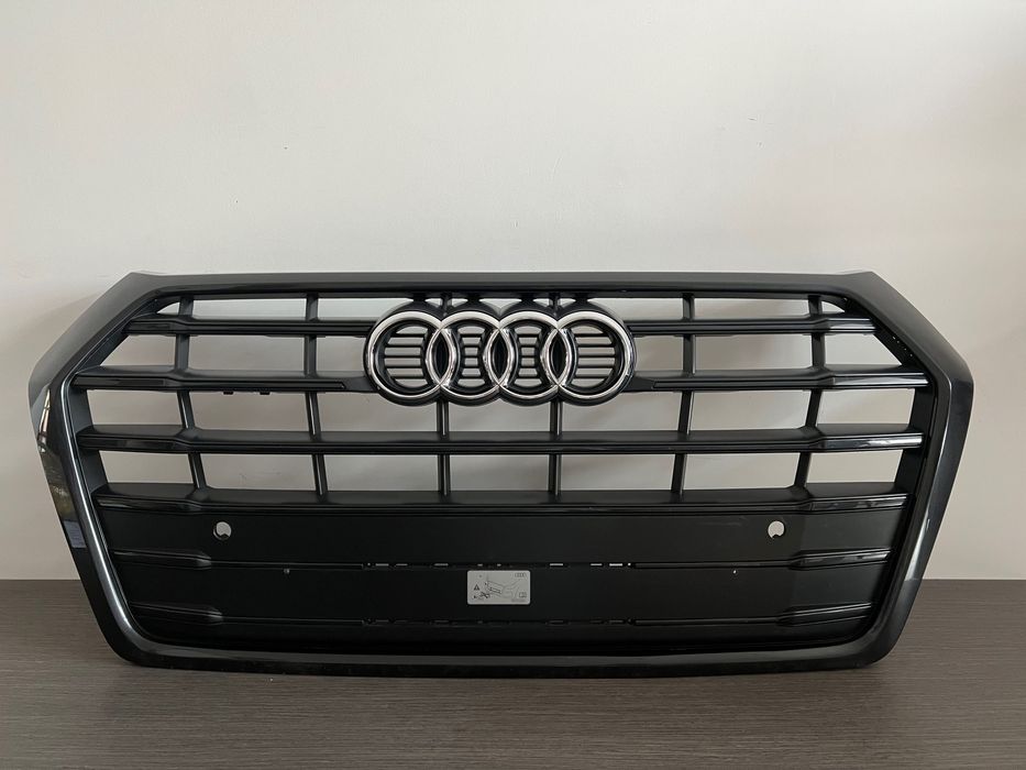 Решітка Audi Q5 FY від 2016 року
