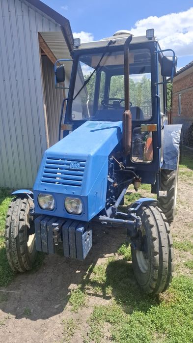 Продам трактор хтз2511
