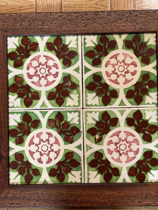 Quadro de azulejos antigos, fabrica das devezas