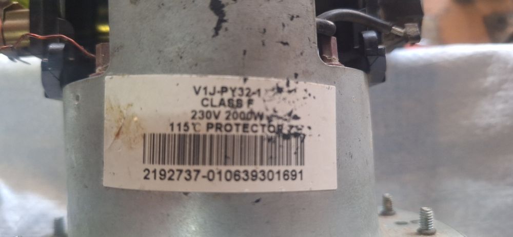 V1J-PY32-1 двигатель пилесос