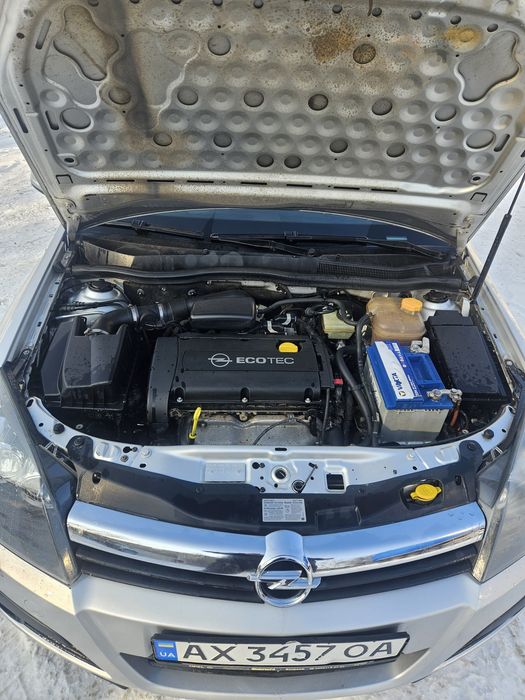 Opel Astra универсал 1.6