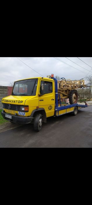 Мерседес Рекс 609 . Эвакуатор 8500 $.