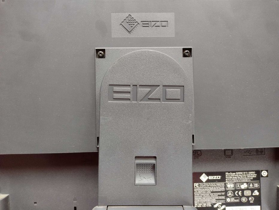 Monitor EIZO flexscsan S1931, 1932
