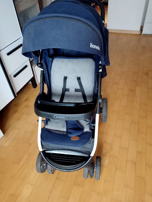 Wózek spacerowy lioneo
