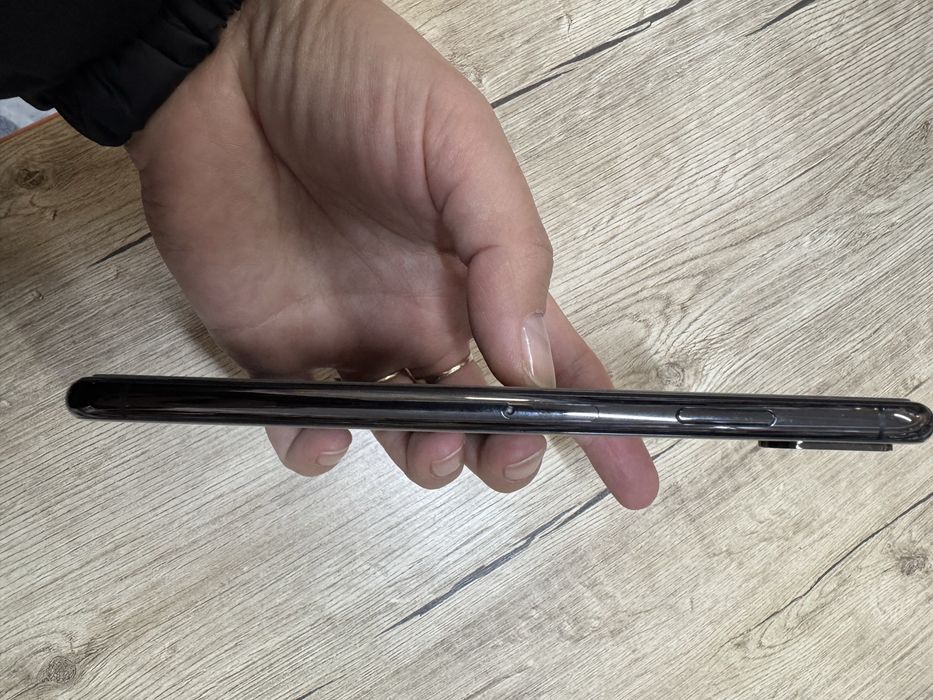 Iphone XR 256mb ідеальний стан