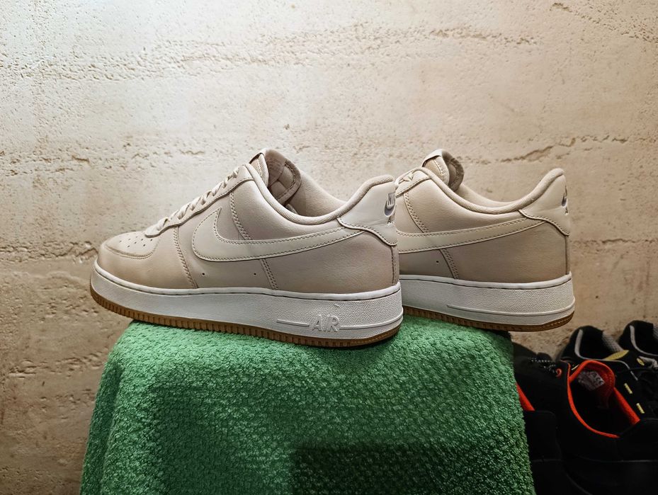 Męskie sneakersy NIKE AIR FORCE 1 '07 r.44 skóra stan bardzo dobry