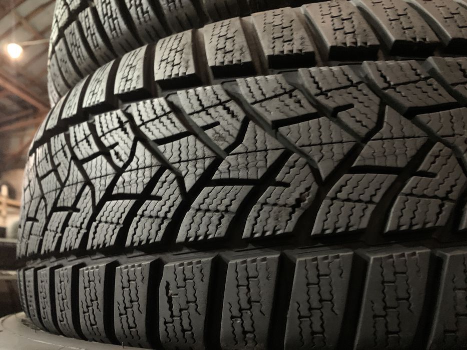 Шини б/у зима 205/55 R16 Dunlop Winter Sport 5