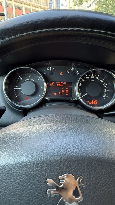 Peugeot 3008 HDI 1.6 116cv PREMIUM