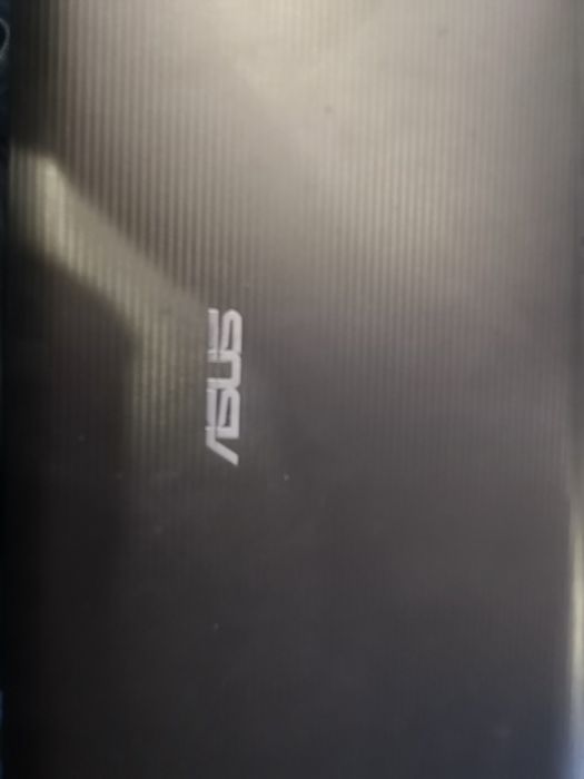 Asus K55v para quem quiser reparar ou peças