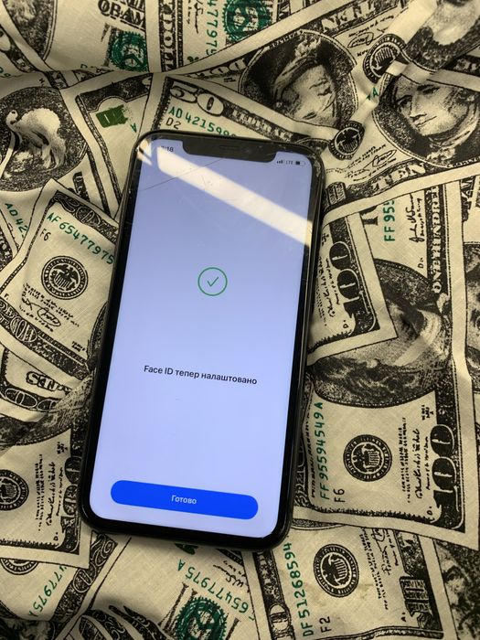 Продам айфон apple iphone 11 128gb 79% скол на екрані