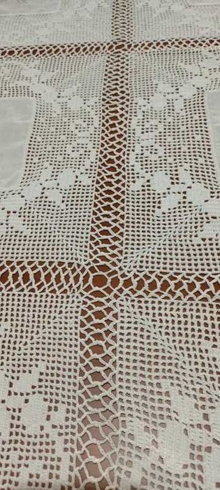 Toalha de mesa vintage linho antigo e renda