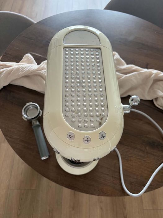 Ekspres kolbowy SMEG