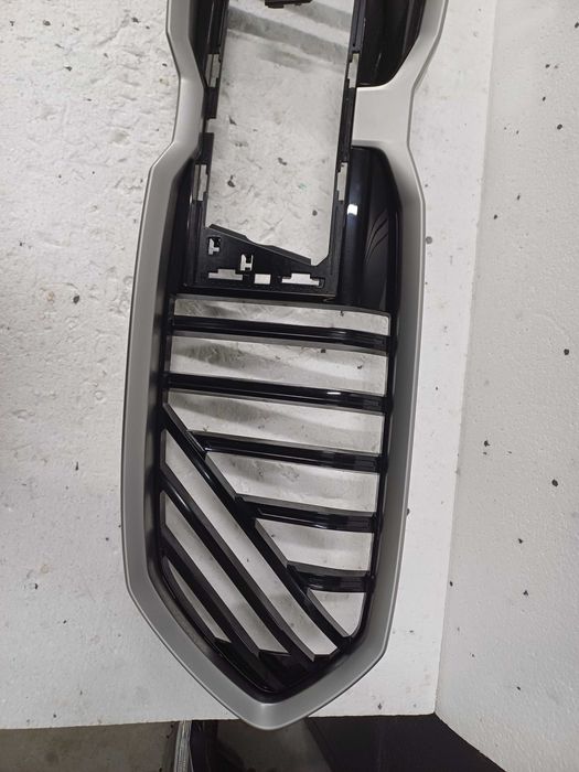 grill bmw 1 f70 model 5a35d15 rok 2024-