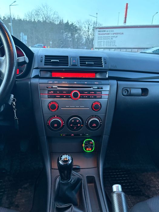 Mazda 3 1.6 benzyna