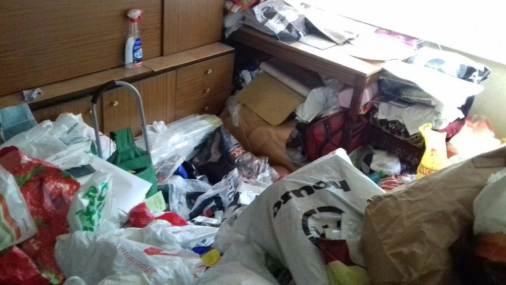 Wywóz śmieci odpadów styropian papa