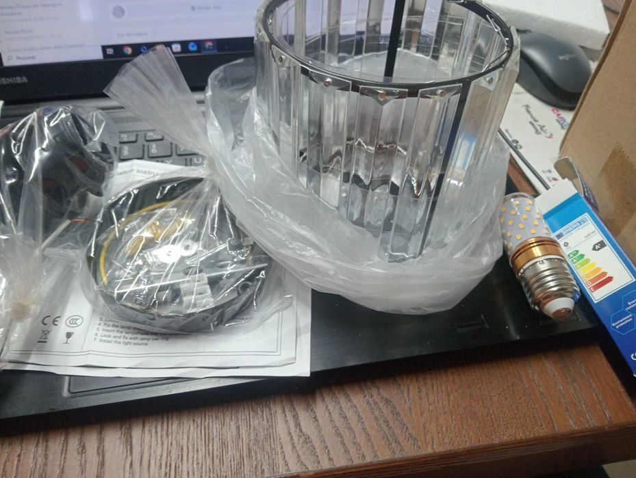 Aplique de Parede Cristal Moderno – NOVO na Caixa c/ Lâmpada LED Milho