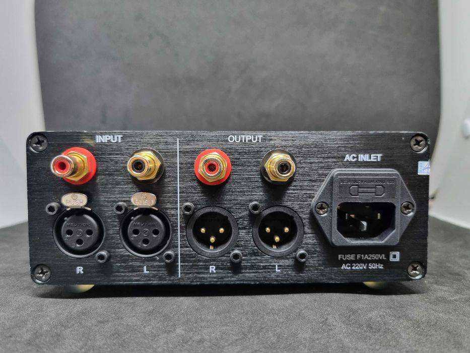 Аудіо AMP YISHENG R2R Hi-Fi in-RCA/XLR out-RCA/XLR підсилювач