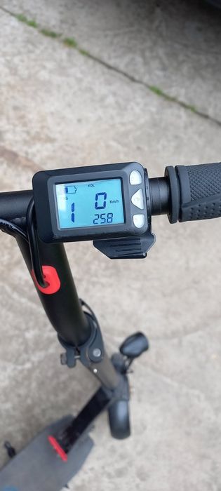 Продам електросамокат Like bike, б/в