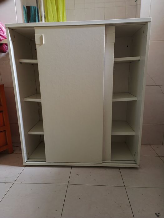 Vendo móvel de casa e banho