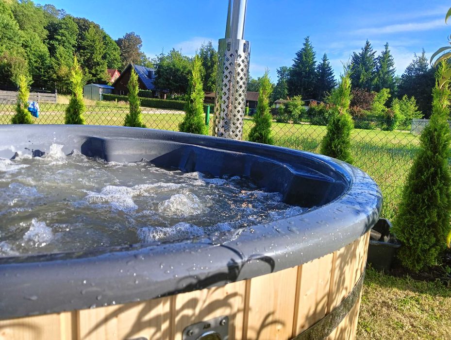 Jacuzzi model AQUAMI 6-osobowe – NOWE! Zrelaksuj się jak nigdy dotąd!