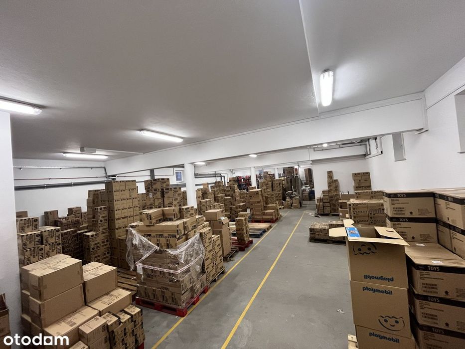 Budynek handlowo-usługowy 900 m2, duży parking, doskonała lokalizacja.