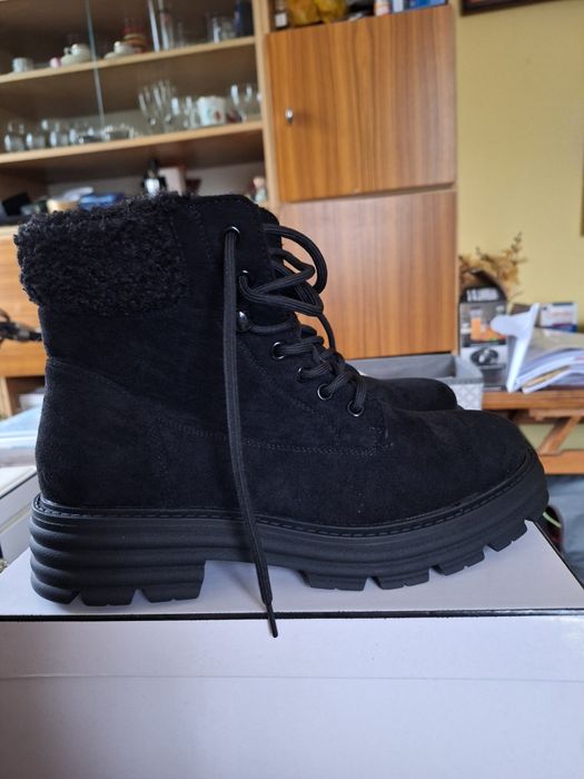 Botki damskie czarne.