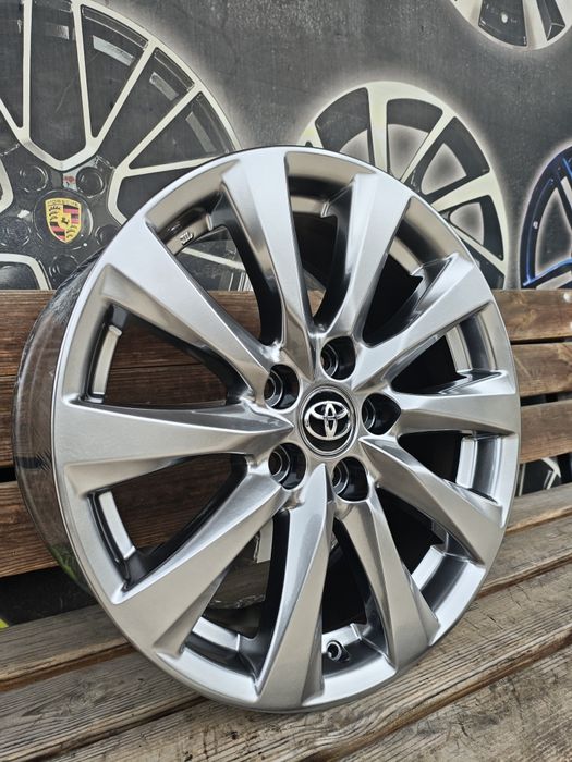 777 Оригинальные диски R17 5/114.3 Toyota Corolla Camry Lexus