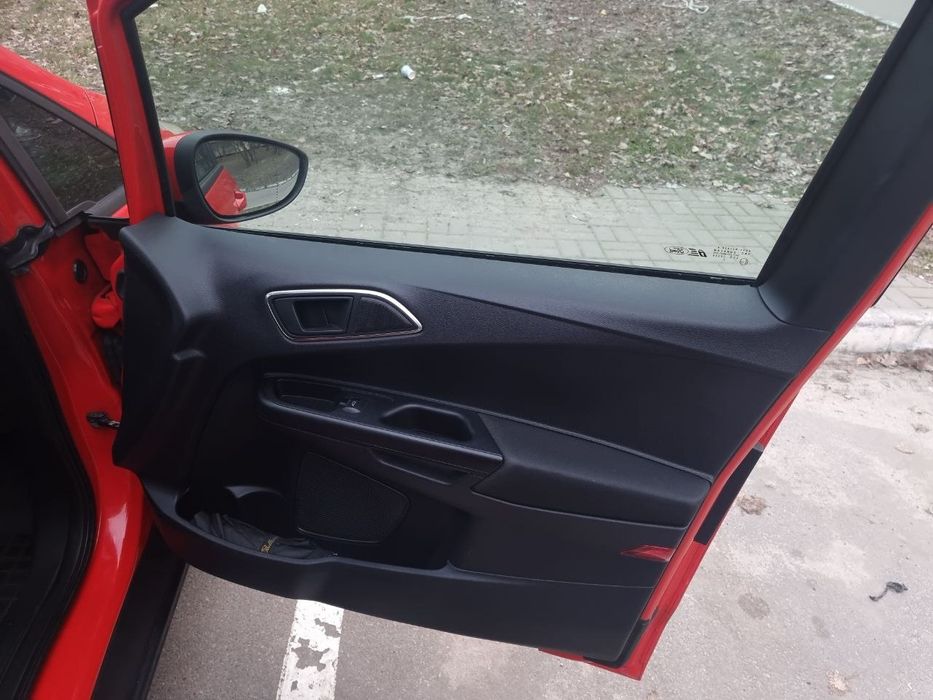 Продаж машини Ford B-max