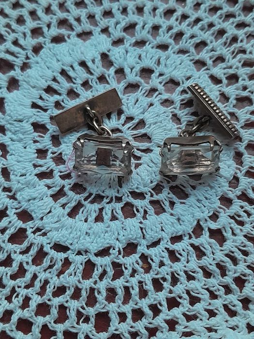 Stylowa srebrna bransoletka z koralem