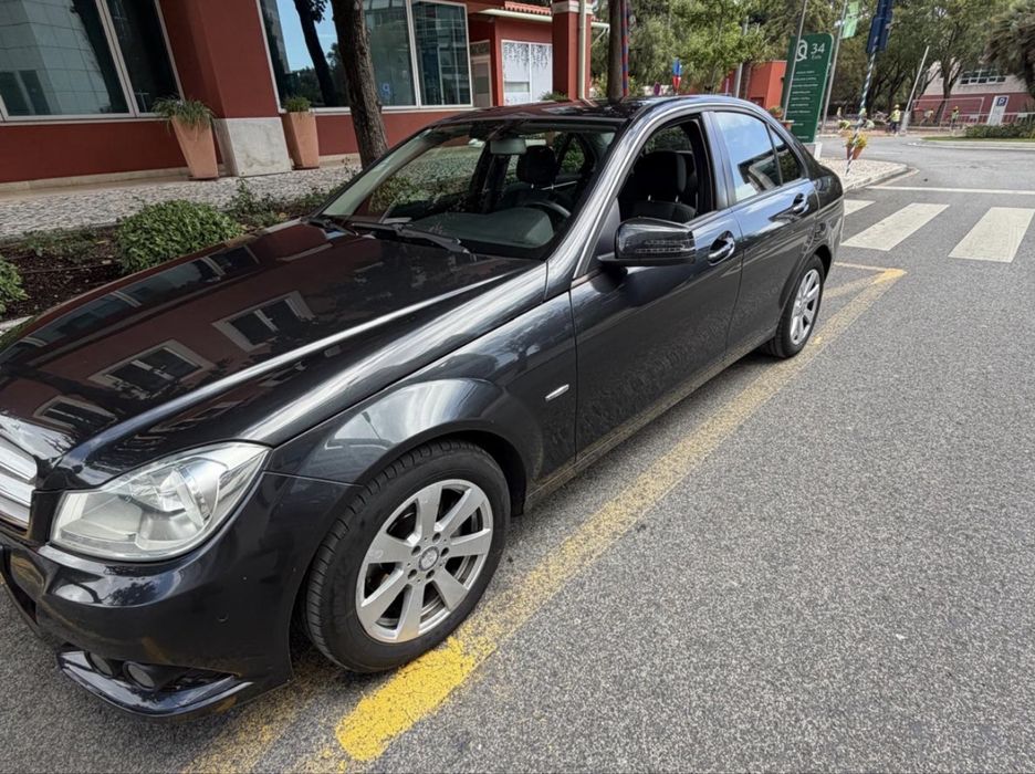 Mercedes-Benz C 200