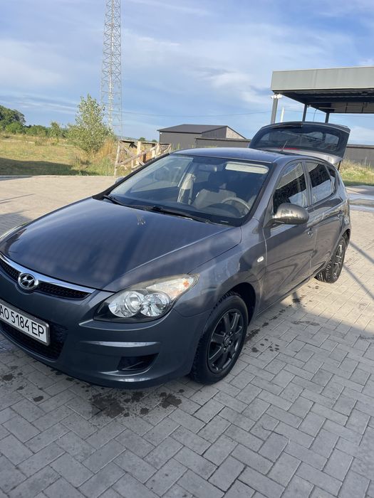 Hundai i30 2010 року терміновий продаж